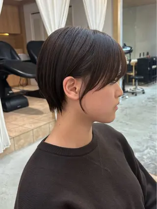 ショート オリーブベージュ/ボ ブ縮毛矯正たまき🧡のヘアスタイル