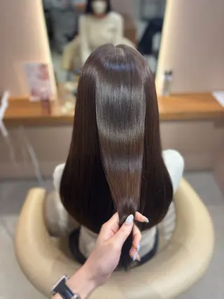 ROCCOeast AKARIのヘアスタイル