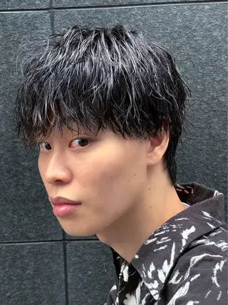 パーマ メンズ TAKUYA【波巻き ツイスパ募集中】のヘアスタイル