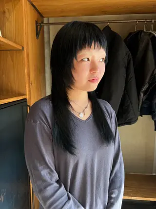 ロング レイヤーカット NERO加藤木麻彩のヘアスタイル