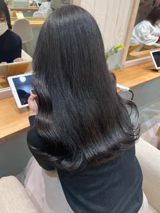 セミロング 🎀しゅな/韓国 レイヤー/うる艶のヘアスタイル