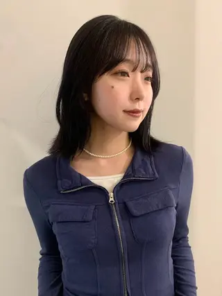 ミディアム カラー 落合希 Olivebeigeのヘアスタイル
