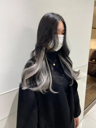 ロング カラー Amelie yunのヘアスタイル