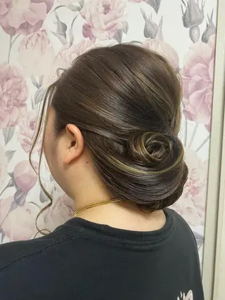 ロング ヘアアレンジ Lovely Dollsの眉毛・アイブロウイメージ