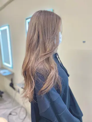 ロング カラー レイヤーカット 赤み消し　店長/大和のヘアスタイル