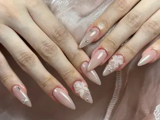 ネイル Flora 🌟のネイルデザイン