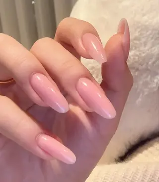 ネイル EmilyG アイリスのネイルデザイン