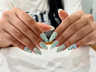 ネイル REI 池袋のネイルデザイン