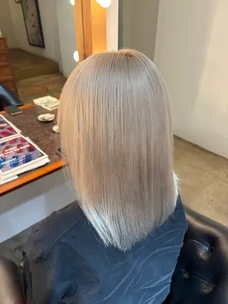 ミディアム カラー 内田 尚希のヘアスタイル