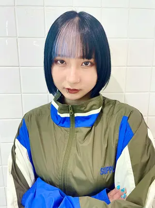 カラー 🎀ボブ+ハイトーン シュカ👶🏻のヘアスタイル