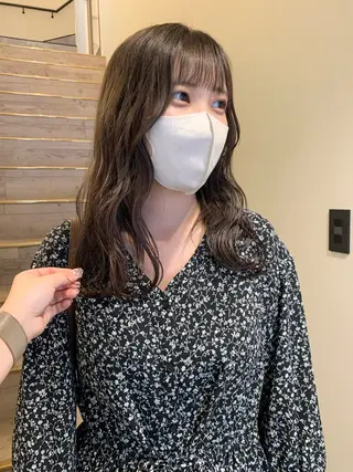 セミロング カラー 落合希 Olivebeigeのヘアスタイル