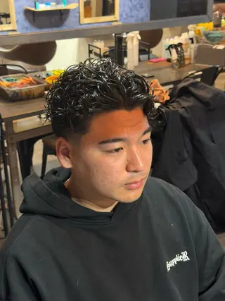 ショート パーマ メンズ Litbyfifth 前里花鈴のヘアスタイル