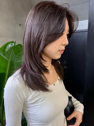 ミディアム レイヤーカット\ウル フ chinatsuのヘアスタイル