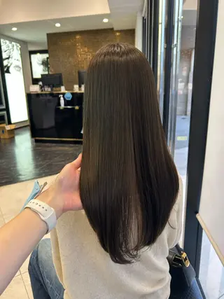ロング カラー ishizuka toaのヘアスタイル
