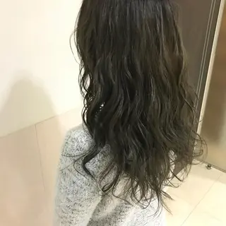 セミロング カラー Oopsレイヤー 加藤澄都のヘアスタイル