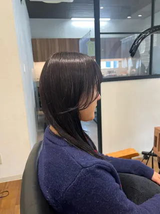 セミロング 大川 優佳のヘアスタイル