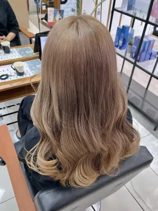 カラー ミユウ🌼ブリーチ / ダブルカラーのヘアスタイル