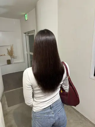 ロング ANNIE/AYU MI/ブラウンカラーのヘアスタイル