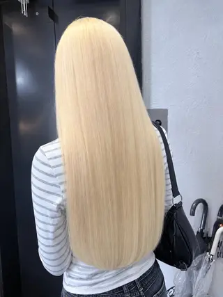 ロング カラー SAKURA🫧 ハイトーンのヘアスタイル