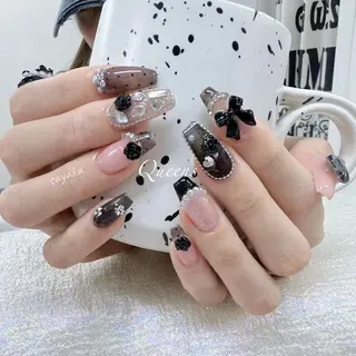 ネイル Queens テイのネイルデザイン