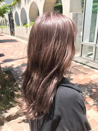 セミロング shinka omotesandoのヘアスタイル