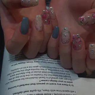 ネイル nailsalon ULLのネイルデザイン