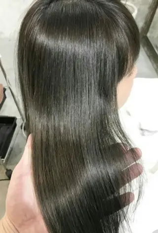 セミロング カラー 畑中秀平💛艶髪💜 Babylon 代表のヘアスタイル