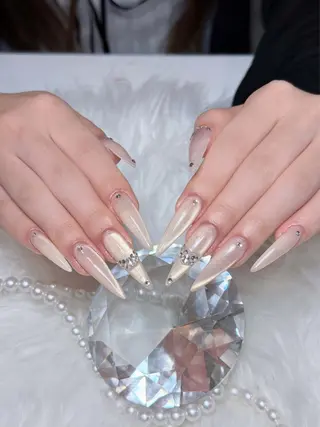 ネイル Eli Muse 新宿ネイルのネイルデザイン