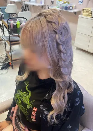 ロング ヘアアレンジ pupe もえのヘアスタイル