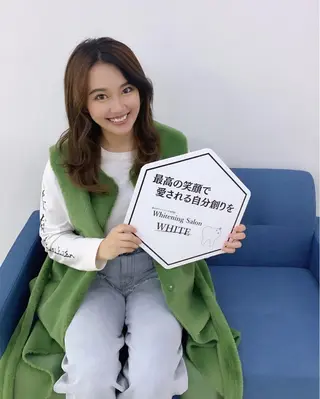 セミロング ヘアアレンジ メンズ アイブロウ ホワイトニング専門店 WHITE岐阜店のエステ・リラクイメージ
