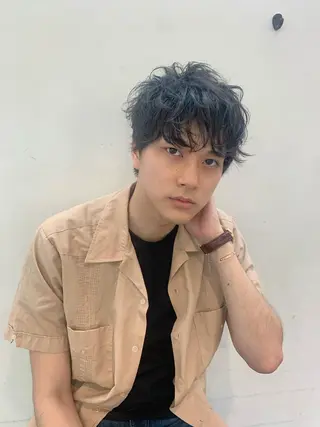 ショート パーマ メンズ 三矢 ちなつのヘアスタイル