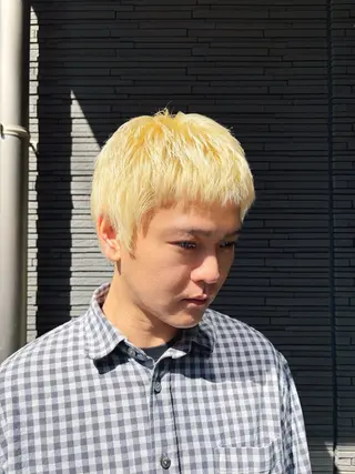 ショート カラー メンズ 🌊インナーカラー 🐬櫻井海星のヘアスタイル