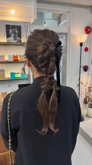 ミディアム ヘアアレンジ MIES amane(アマネ)のヘアスタイル