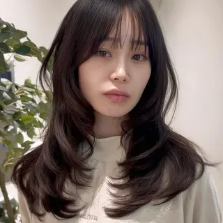 ロング ナチュラルヘア🌱| レイヤー|めぐのヘアスタイル
