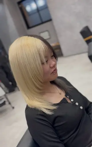 ミディアム カラー はやと【エクステ ×ブリーチ特化】のヘアスタイル