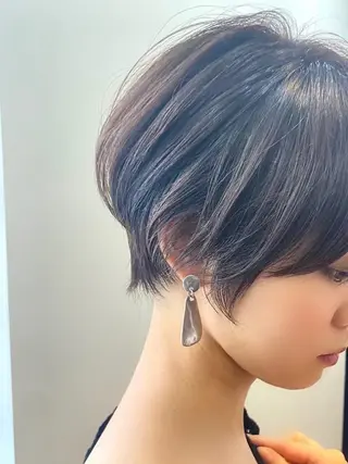 カラー 江坂 misaki のヘアスタイル