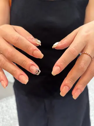 ネイル yuri. 🪷【表参道 青山】のネイルデザイン