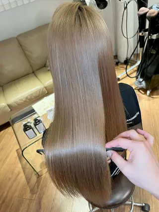 ロング カラー ブリーチなし透明感 🕊ワダ　ユイのヘアスタイル