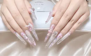 ネイル WO MIAO💎のネイルデザイン