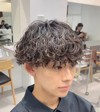 ミディアム パーマ ヘアアレンジ メンズ fifth 石川 凪のヘアスタイル