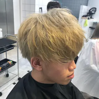ショート カラー パーマ メンズ ベージュグレージュ 💕しゅーじ💕のヘアスタイル
