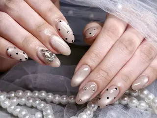 ネイル Nailsalon Vi+ももか🩷のネイルデザイン