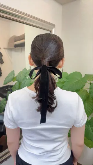 ロング カラー ヘアアレンジ yukimi .のヘアスタイル