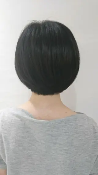 ショート 齋藤 愛美のヘアスタイル