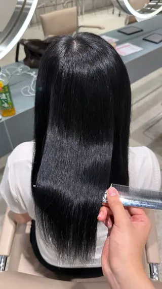 セミロング カラー せな モデル様募集中のヘアスタイル