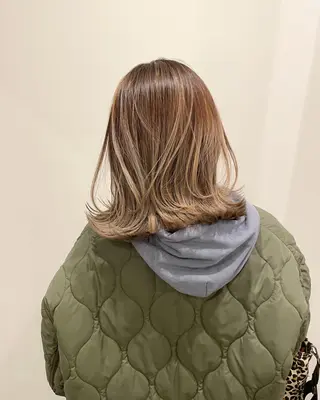 ミディアム カラー ニュアンスカラー🫧 加納のヘアスタイル