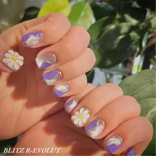 ネイル ☁️BLITZ 🎀笠原雪音🎀のネイルデザイン