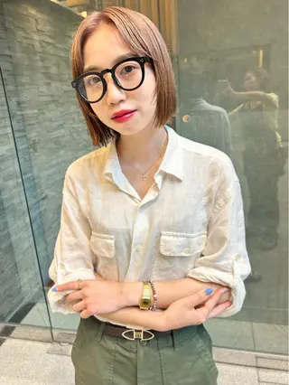 ショート カラー パーマ ヘアアレンジ デザインカラー/ボブ ブリーチカラー/ユリのヘアスタイル