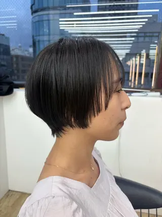 ショート オリーブベージュ/ボ ブ縮毛矯正たまき🧡のヘアスタイル