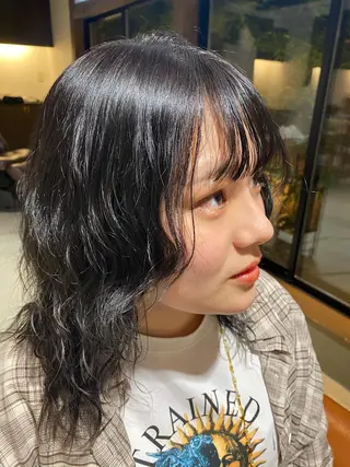 カラー 【novem】 serenのヘアスタイル